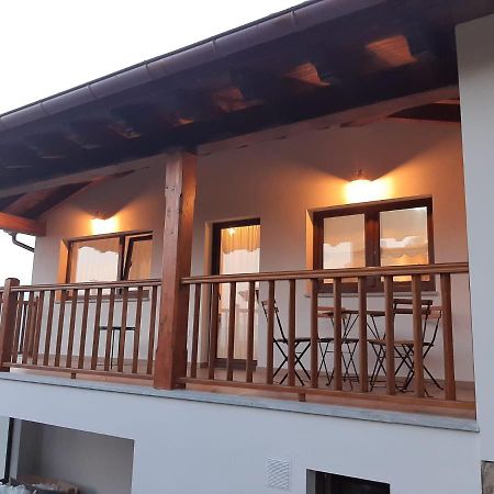 Tiu Enrique 3 Apartment Cangas de Onis Bagian luar foto
