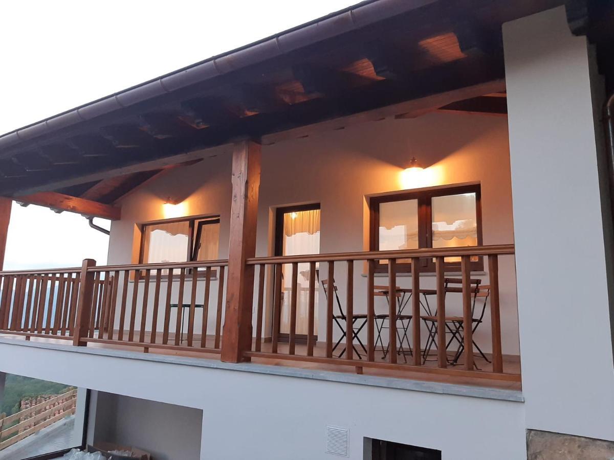 Tiu Enrique 3 Apartment Cangas de Onis Bagian luar foto